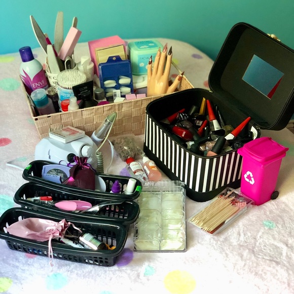 Accessories - Set manicure everything included